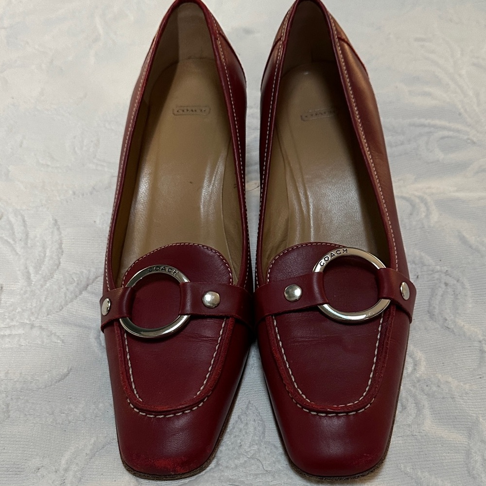 Coach Rusty Red low heels with Silver Buckle Sz 8